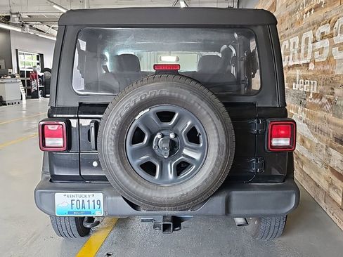 Used 2021 Jeep Wrangler Sport AWD/4WD image 5