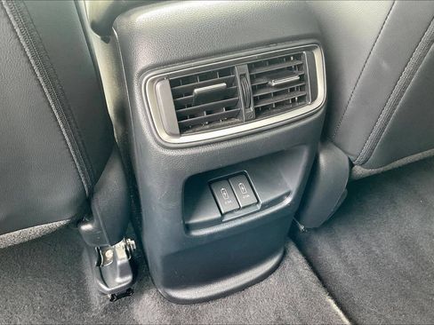 Used 2022 Honda CR-V Touring image 10