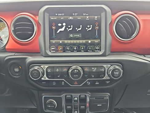 Used 2021 Jeep Gladiator Rubicon image 29