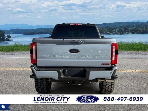 New 2026 Ford F250 Lariat w/ Black Appearance Package AWD/4WD image 6