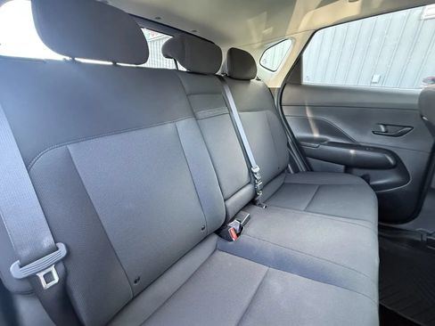 Used 2024 Hyundai Kona SEL FWD image 11