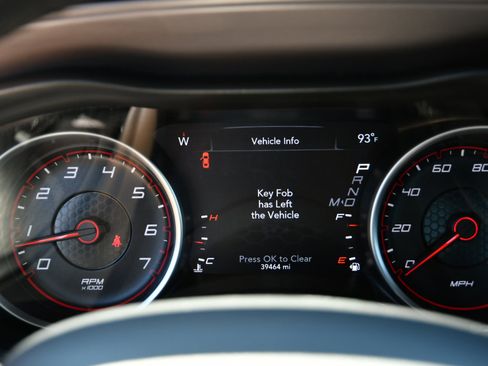 Used 2023 Dodge Charger SXT image 12