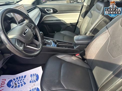 Certified 2022 Jeep Compass Limited image 15