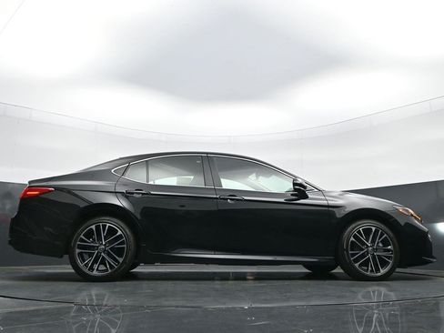 Used 2025 Toyota Camry XLE w/ Premium Plus Package FWD image 30