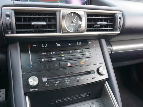 Used 2018 Lexus IS 300 F Sport image 20