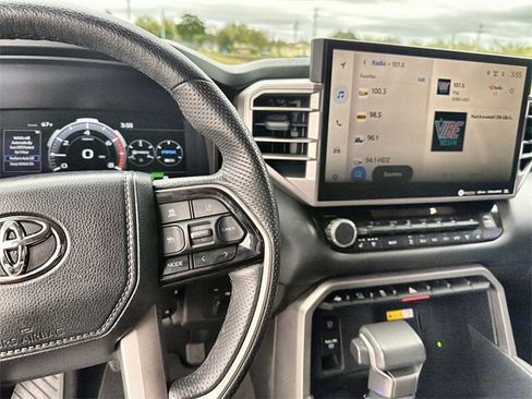 Used 2024 Toyota Tundra Limited image 11