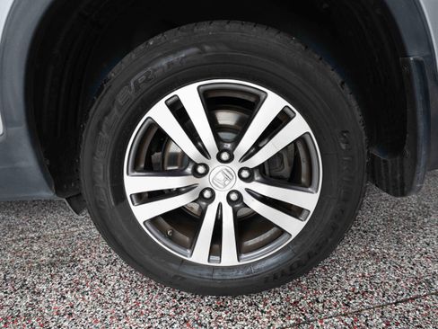 Used 2017 Honda Ridgeline RTS image 28