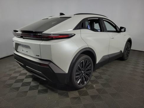 New 2026 Toyota C-HR AWD/4WD image 7