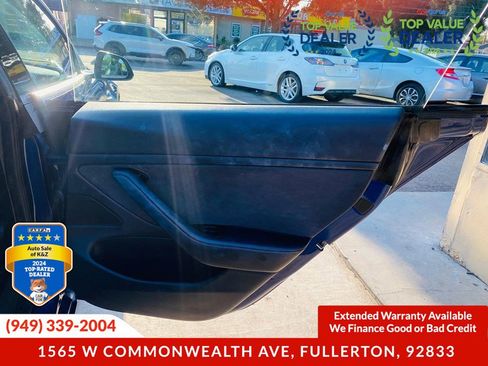 Used 2018 Tesla Model 3 Long Range image 22