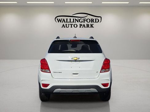 Used 2018 Chevrolet Trax LT w/ LT Convenience Package image 5