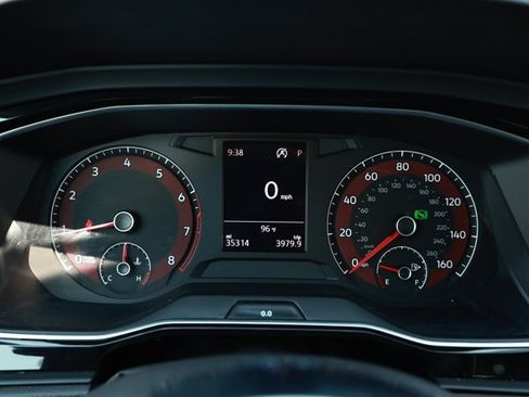 Used 2019 Volkswagen Jetta GLI FWD image 12