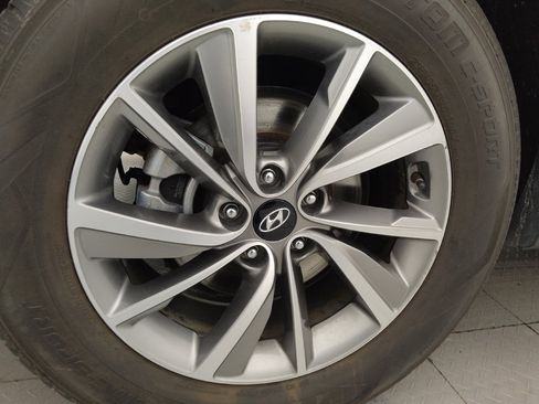 Used 2020 Hyundai Santa Fe SEL w/ Convenience Package FWD image 31