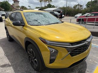 Used 2024 Chevrolet Trax RS video 1