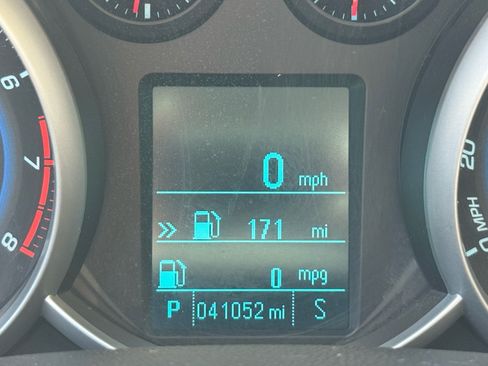 Used 2012 Chevrolet Cruze Eco FWD image 5