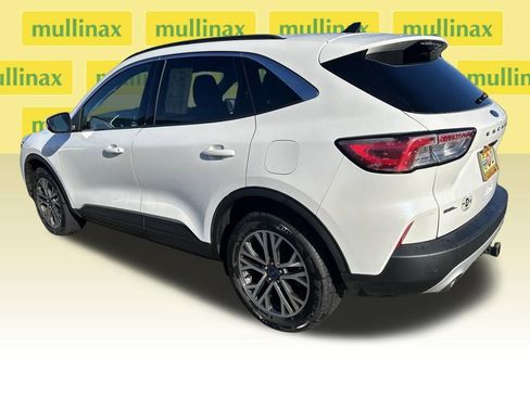 Used 2020 Ford Escape SEL image 6