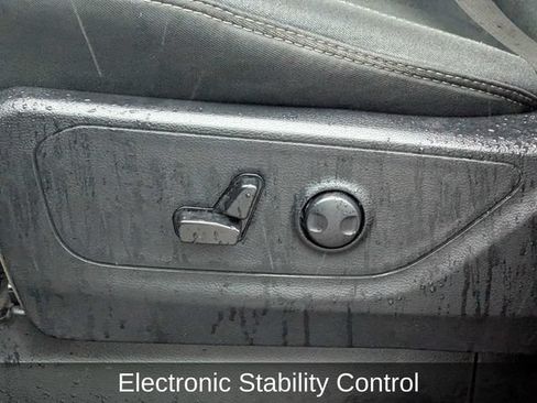 Used 2025 RAM 1500 Big Horn AWD/4WD image 27