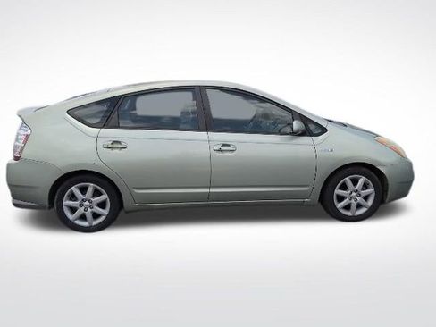 Used 2009 Toyota Prius Touring FWD image 11