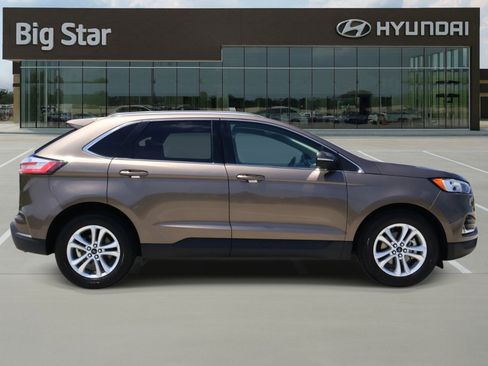Used 2019 Ford Edge SEL w/ Equipment Group 201A FWD image 5