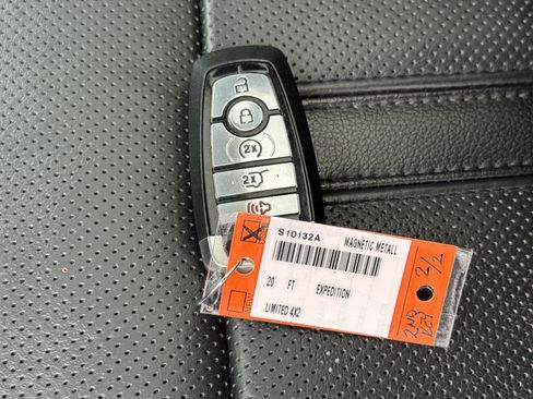 Used 2020 Ford Expedition Limited w/ Equipment Group 302A image 39