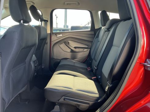 Certified 2019 Ford Escape SE image 29
