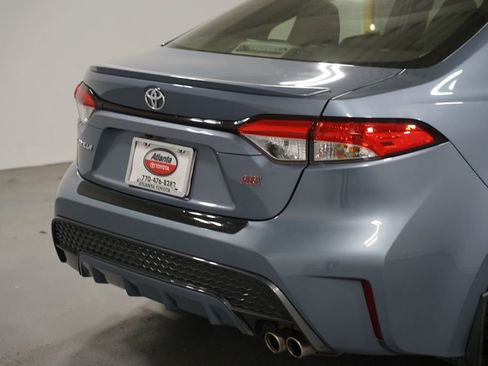 Used 2022 Toyota Corolla SE image 9