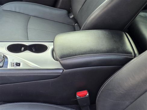 Used 2022 INFINITI Q50 Luxe w/ Cargo Package image 9