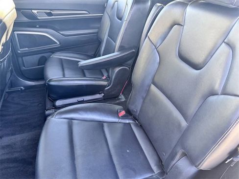 Used 2025 Kia Telluride S image 24