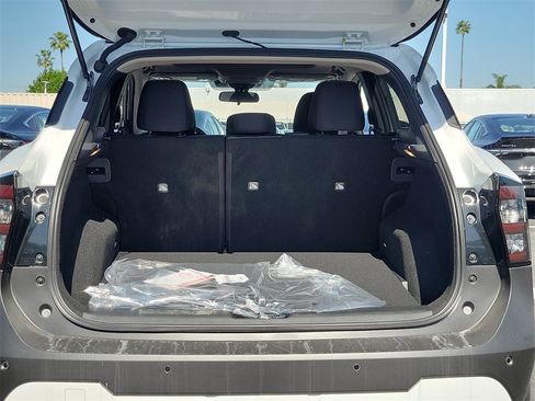 New 2026 Nissan Kicks SV w/ SV Premium Package image 15
