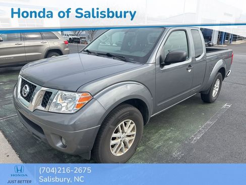 Used 2018 Nissan Frontier SV w/ Value Truck Package image 3