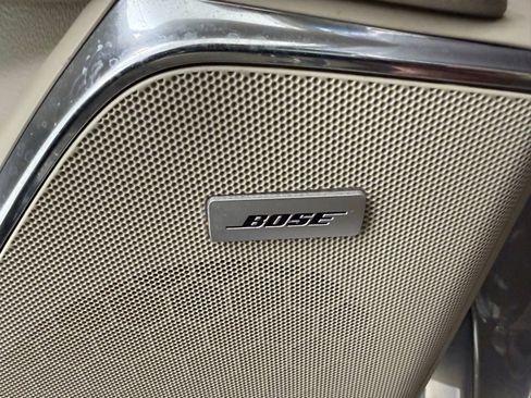 Used 2017 Cadillac Escalade Luxury image 14