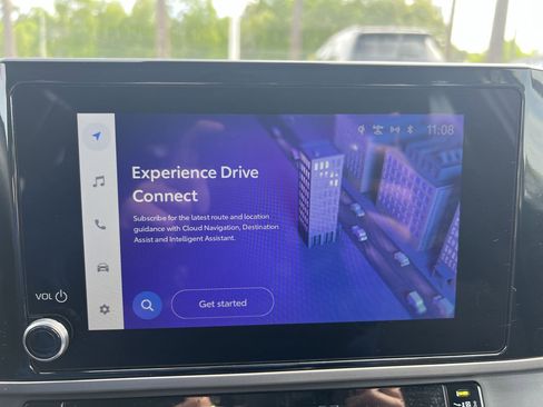 Used 2025 Toyota Camry LE image 24