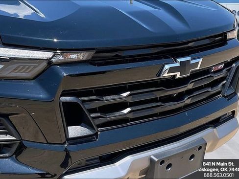 Used 2024 Chevrolet Colorado Z71 w/ Z71 Convenience Package 2 AWD/4WD image 31
