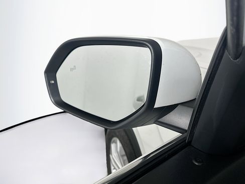 Used 2023 Volkswagen Atlas SE image 16