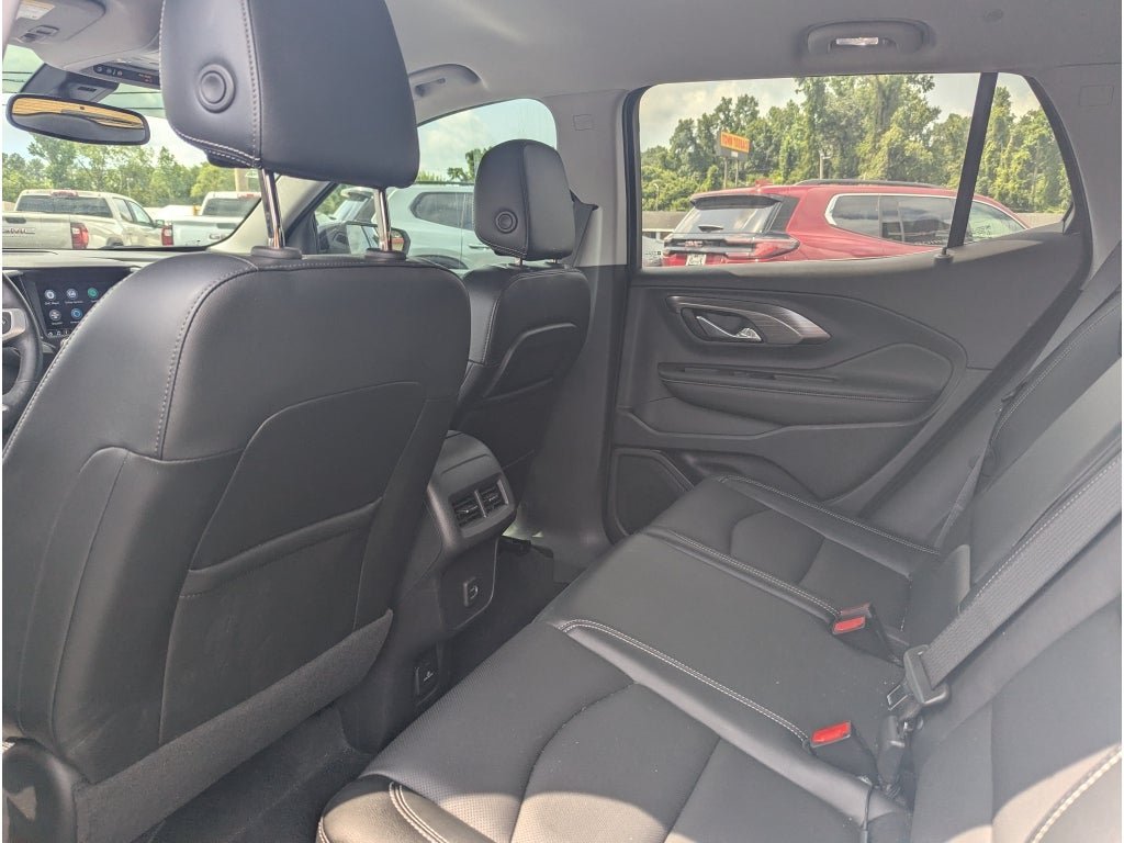 Used 2023 GMC Terrain SLT w/ LPO, 'HIT The Road' Package FWD image 13