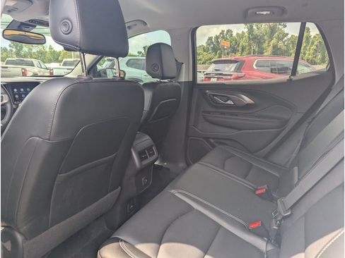 Used 2023 GMC Terrain SLT w/ LPO, 'HIT The Road' Package FWD image 13
