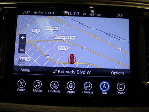 Used 2017 Chrysler Pacifica Limited w/ UConnect Theater Package image 17