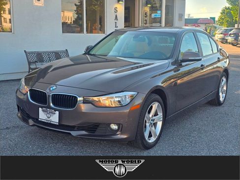 Used 2013 BMW 328i xDrive Sedan AWD/4WD image 1