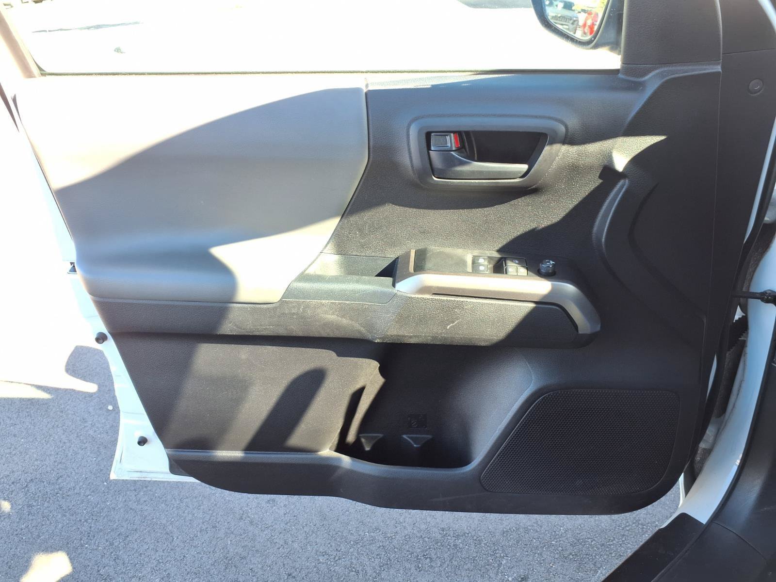 Used 2023 Toyota Tacoma SR5 RWD image 20