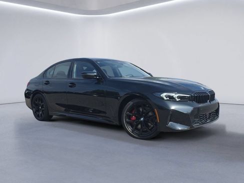 New 2026 BMW 330i xDrive Sedan w/ M Sport Package AWD/4WD image 2