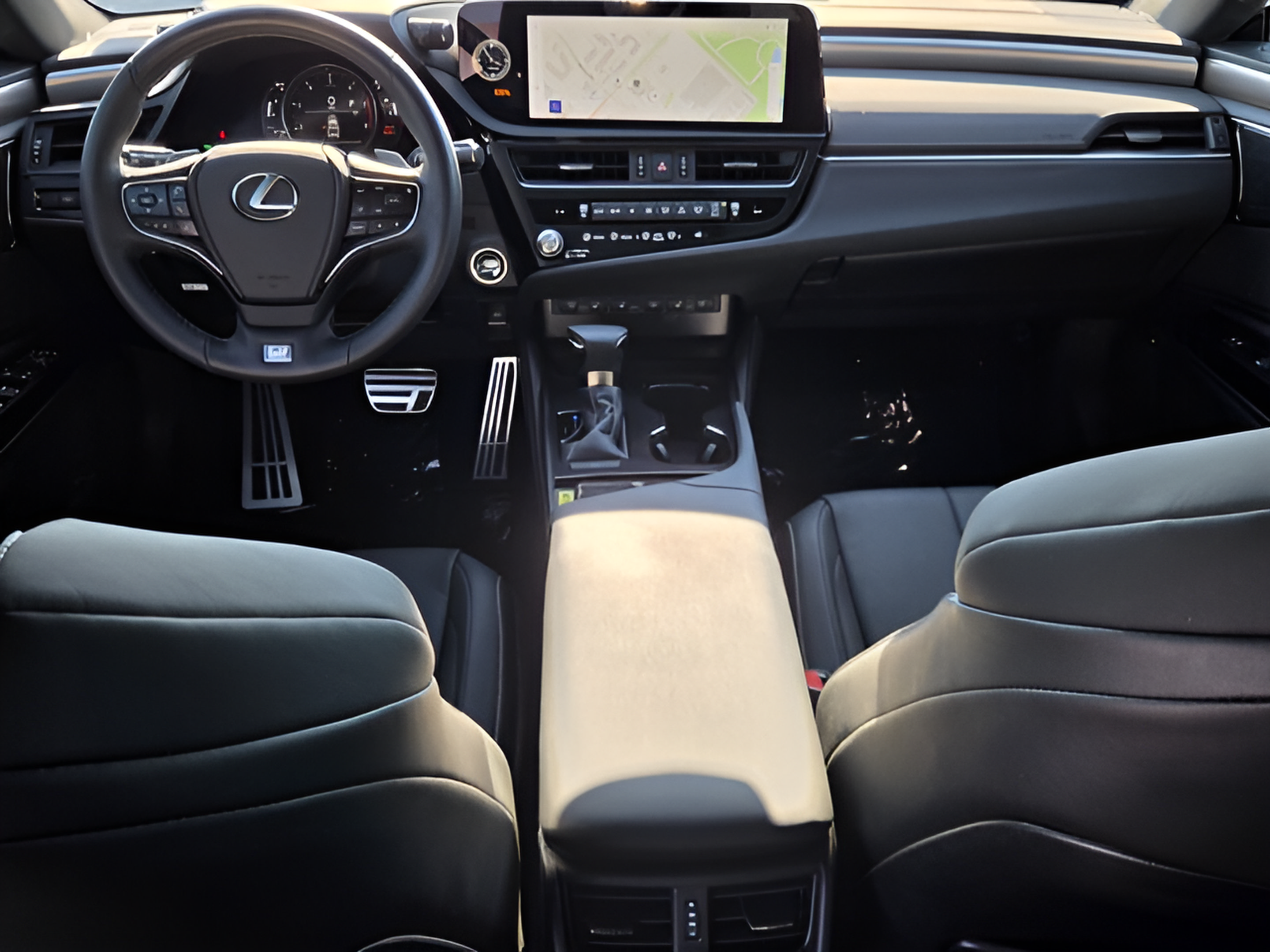 Certified 2024 Lexus ES 350 F Sport w/ Accessory Package (Z2) FWD image 16
