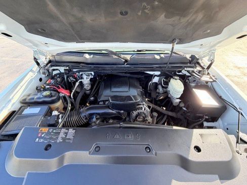 Used 2013 Chevrolet Silverado 3500 W/T image 20