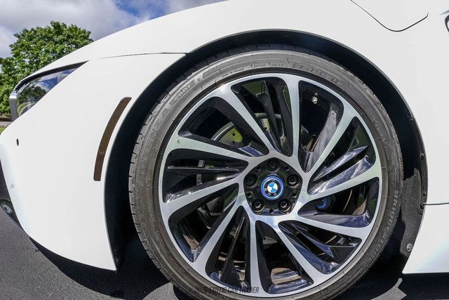 Used 2015 BMW i8 AWD/4WD image 63
