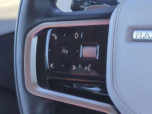 Used 2023 Land Rover Range Rover Sport SE image 23