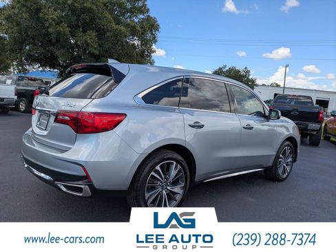 Used 2020 Acura MDX w/ Technology Package FWD image 3