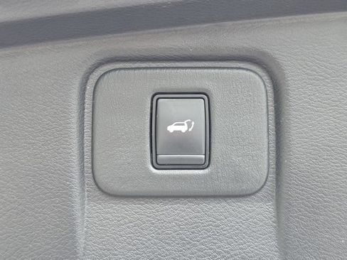 Used 2019 Nissan Murano Platinum FWD image 12