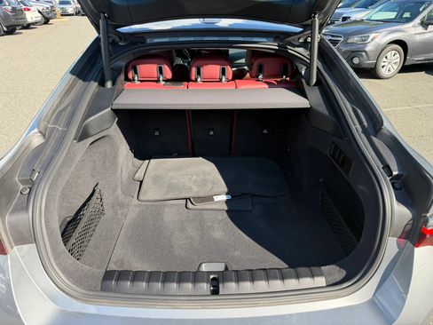 Used 2023 BMW i4 eDrive35 RWD image 12