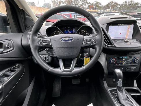 Used 2017 Ford Escape SE w/ SE Leather Comfort Package image 6