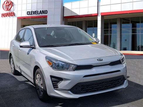 Used 2021 Kia Rio S image 2