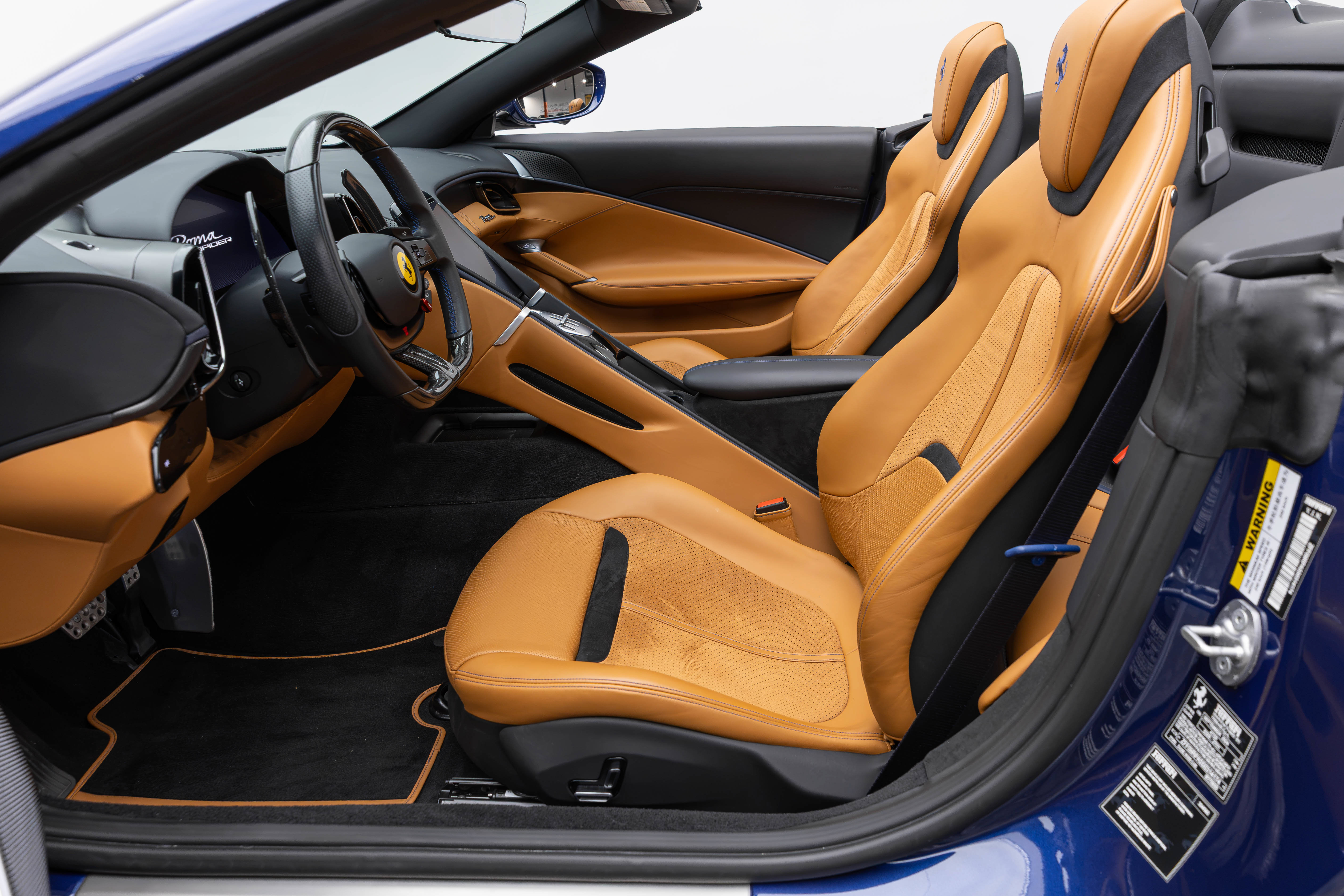 Used 2025 Ferrari Roma Spider RWD image 5