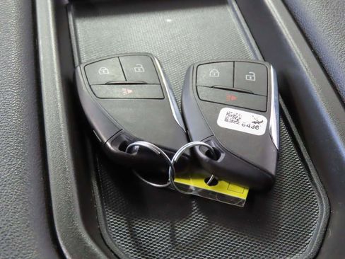 Used 2024 Chevrolet Silverado 3500 W/T image 17